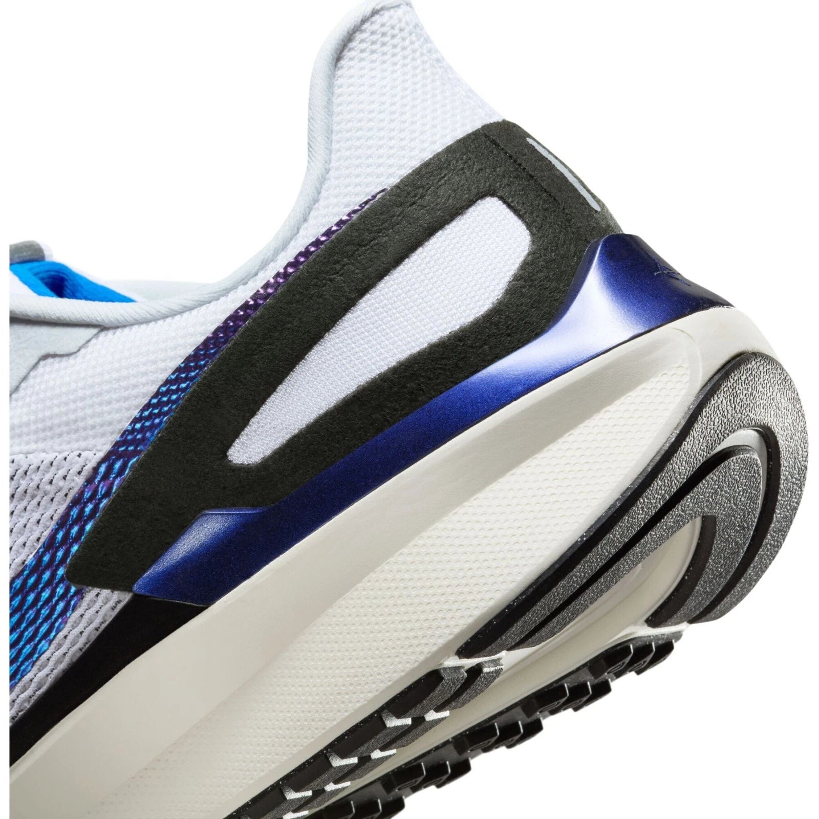 Nike Men's Sneakers AIR ZOOM STRUCTURE 25 US Size 9.5 Color WHITE (NEW IN BOX)
